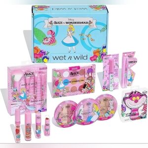 Disney Wet n Wild Alice in Wonderland Limited Edition Makeup Box Set